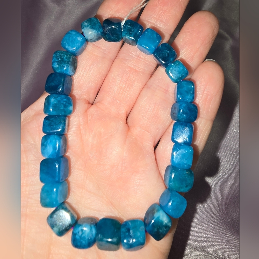 8mm Cube Apatite Bracelet